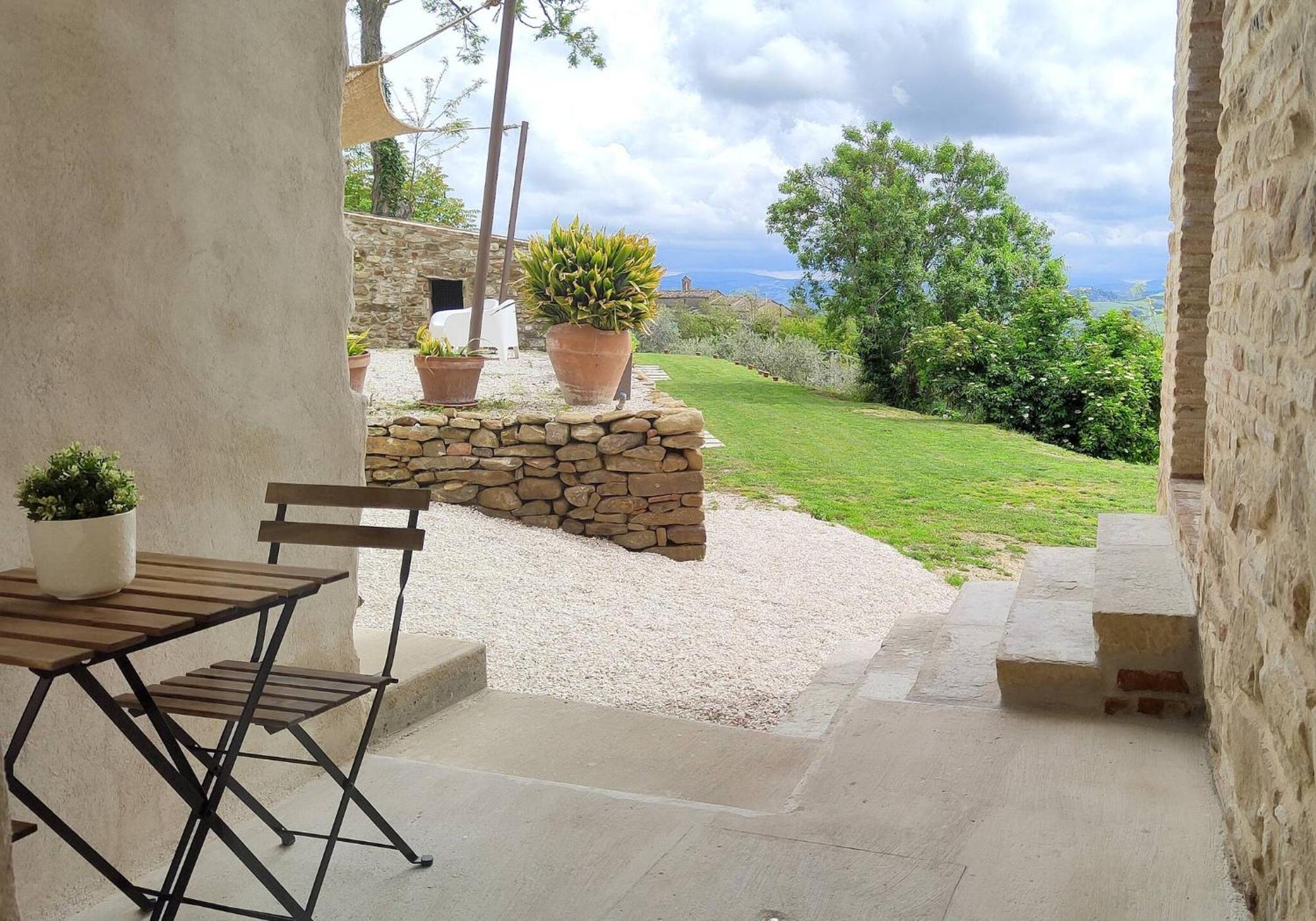 Vila Borgo Calbianco - Private House With Pool & Airco Cerreto Castello Exteriér fotografie