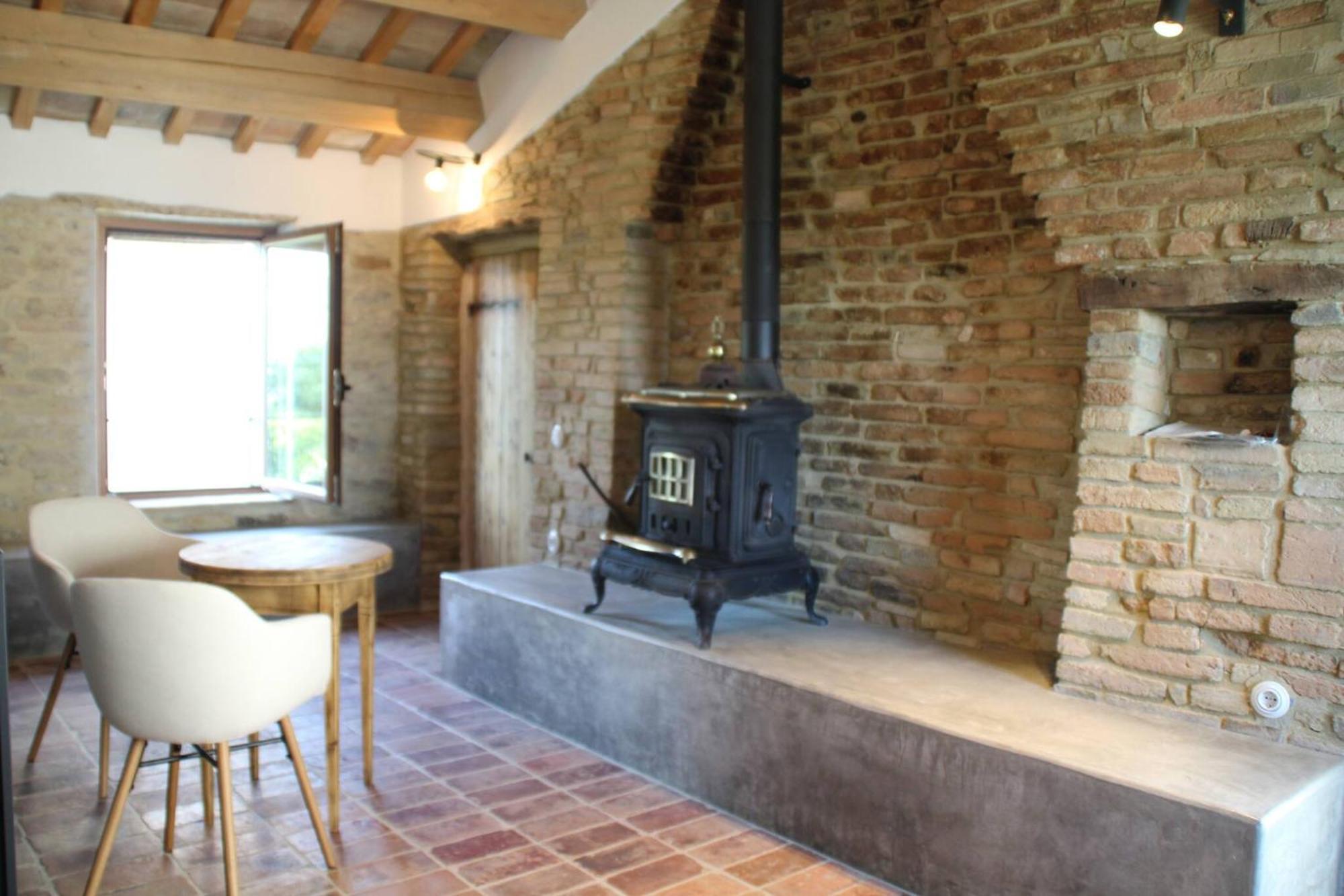 Vila Borgo Calbianco - Private House With Pool & Airco Cerreto Castello Exteriér fotografie