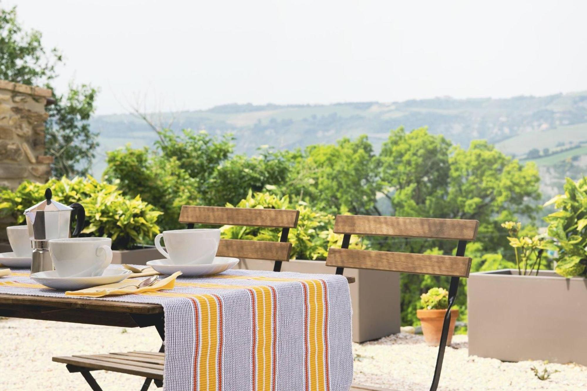 Vila Borgo Calbianco - Private House With Pool & Airco Cerreto Castello Exteriér fotografie