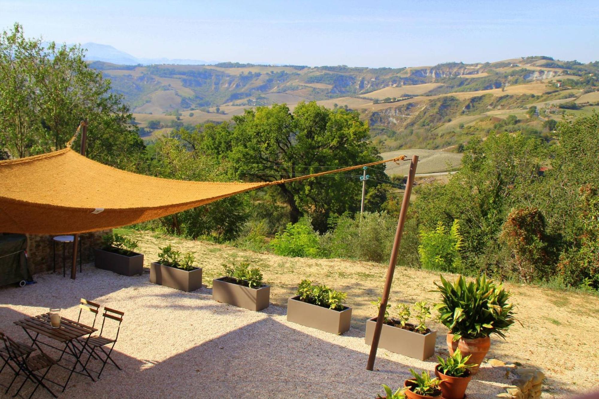 Vila Borgo Calbianco - Private House With Pool & Airco Cerreto Castello Exteriér fotografie