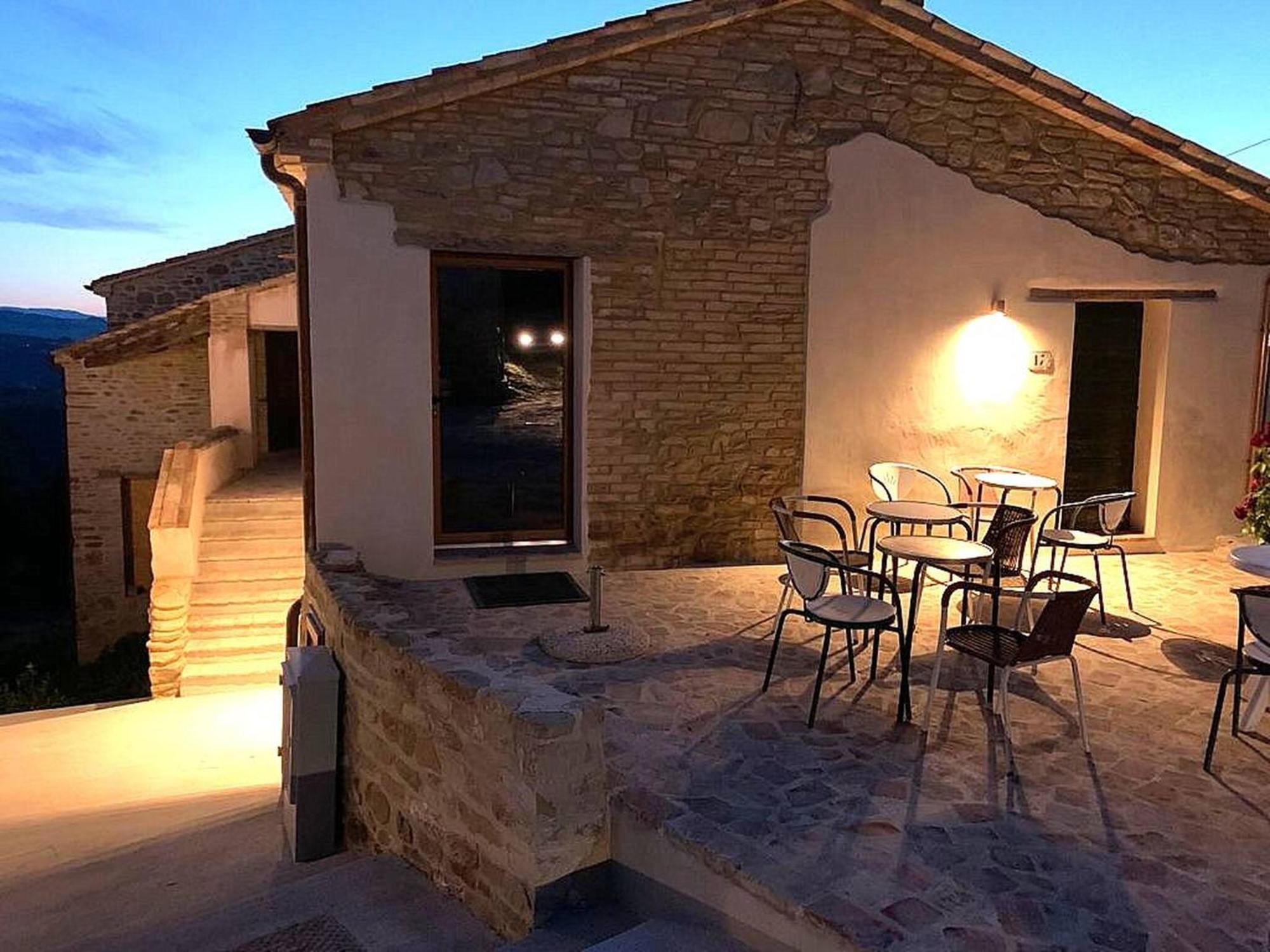 Vila Borgo Calbianco - Private House With Pool & Airco Cerreto Castello Exteriér fotografie